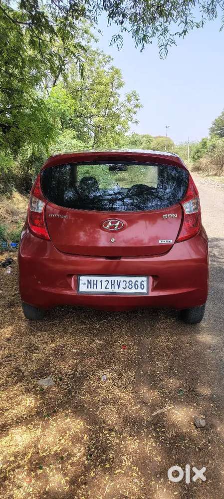 Hyundai Eon 2012 Lpg Shoroom Condition Car