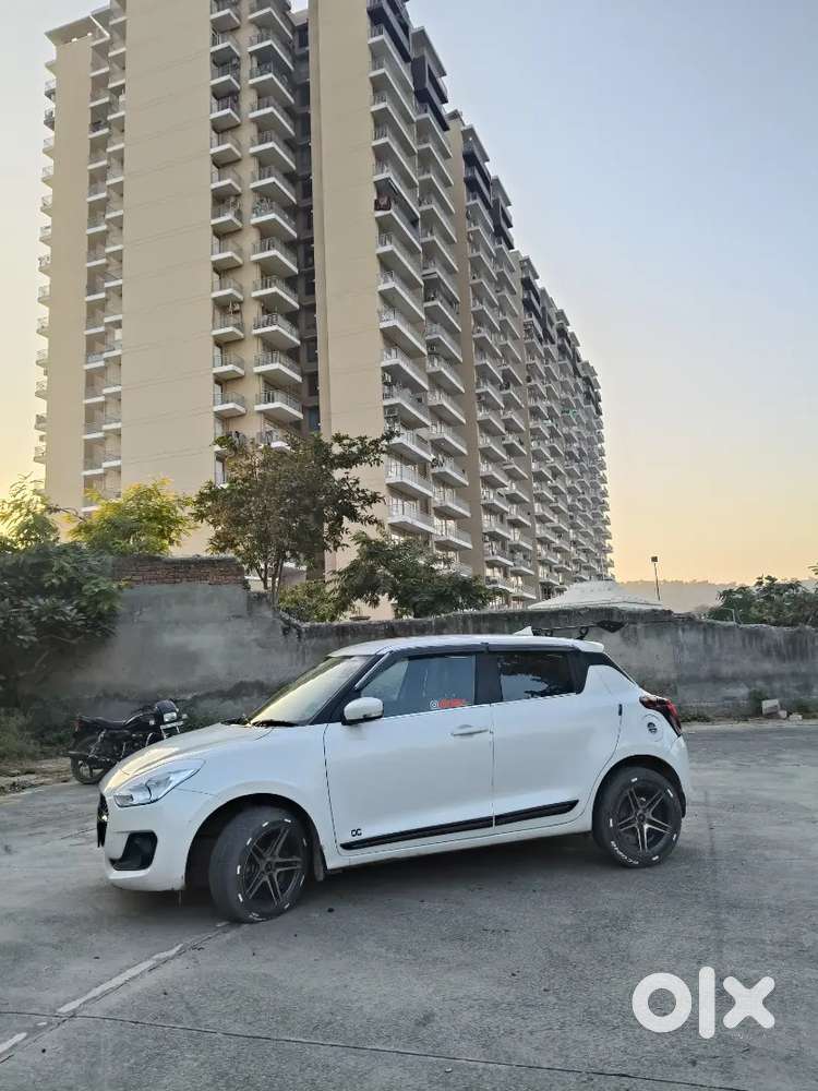 Maruti Suzuki Swift 2023 November