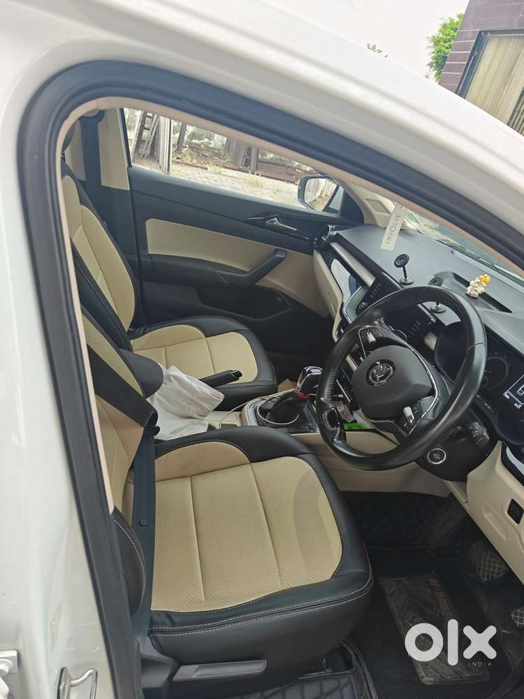 Skoda Slavia 2025 Petrol 42000 Km Driven
