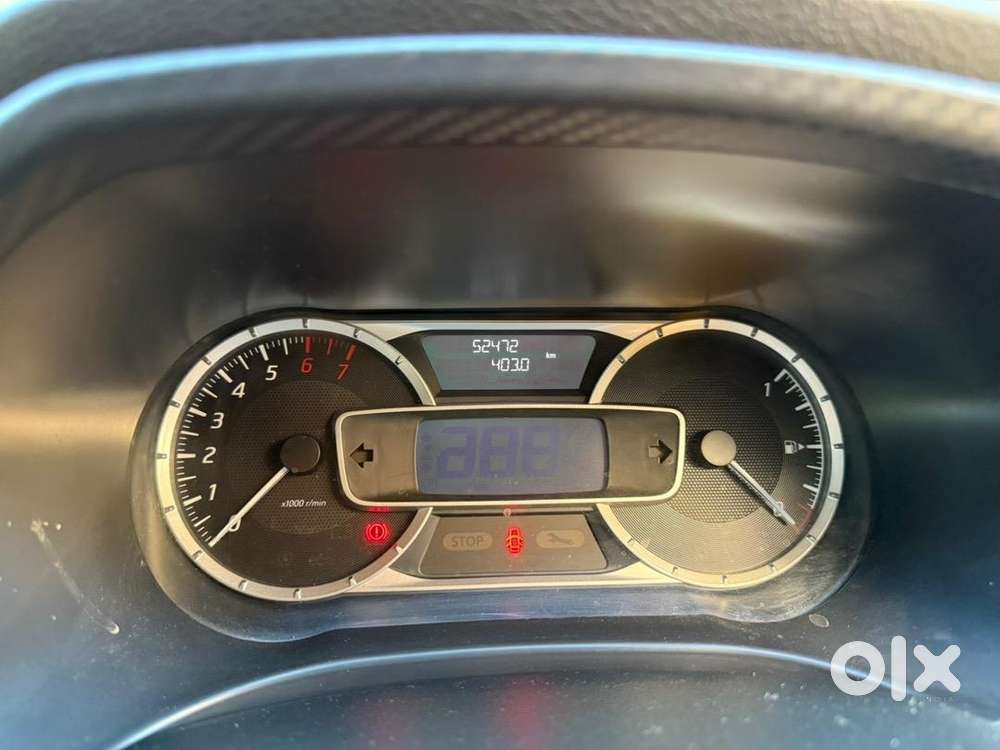 Nissan Kicks Xv 1.5l Petrol (2019)