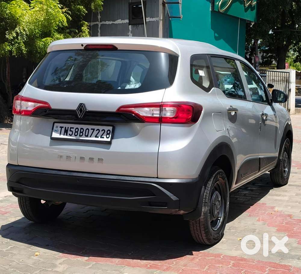 Renault Triber Others, 2025, Petrol
