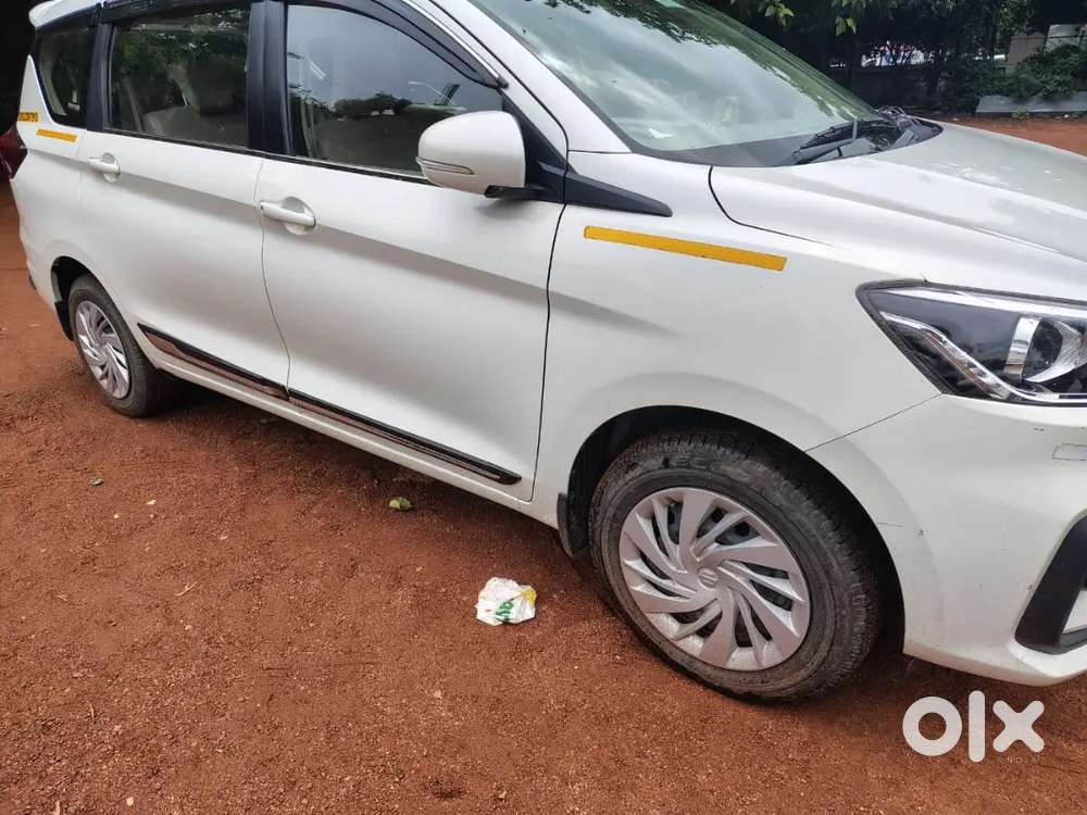 Maruti Suzuki Ertiga 2023 Petrol Well Maintained