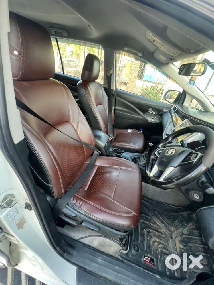 Toyota Innova Crysta 2017 Diesel 230000 Km Driven