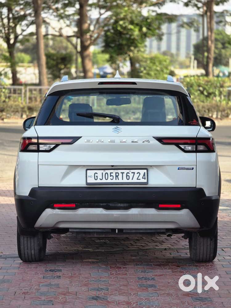 Maruti Suzuki Brezza 1.5 Zxi Plus Smart Hybrid, 2022, Petrol