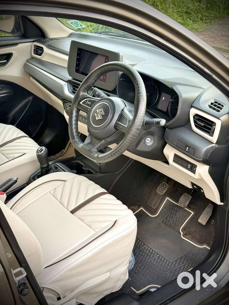 Maruti Suzuki Swift Dzire Vxi Optional, 2025, Petrol