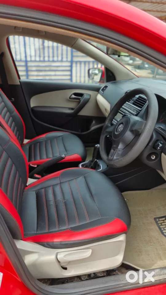 Volkswagen Polo Petrol Highline 1.2l, 2011, Petrol