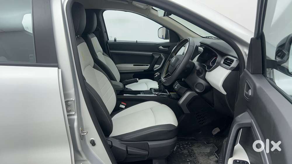 Renault Kiger Rxz, 2025, Petrol