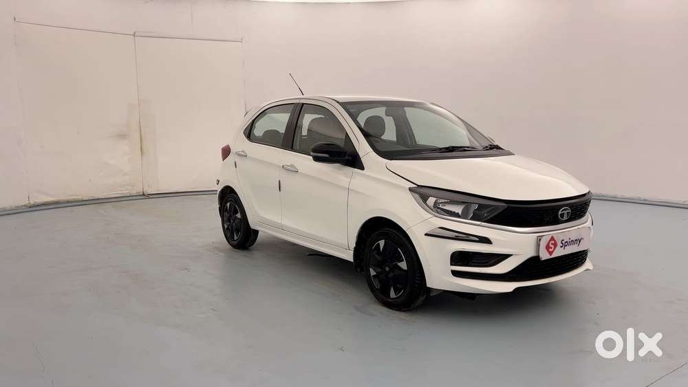 Tata Tiago 1.2 Revotron Xt Option, 2025, Petrol