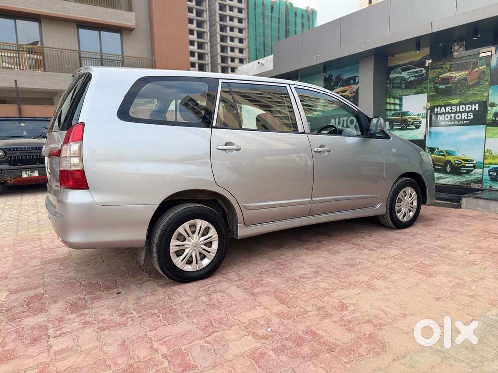 Toyota Innova 2.5 G (diesel) 7 Seater, 2015, Diesel
