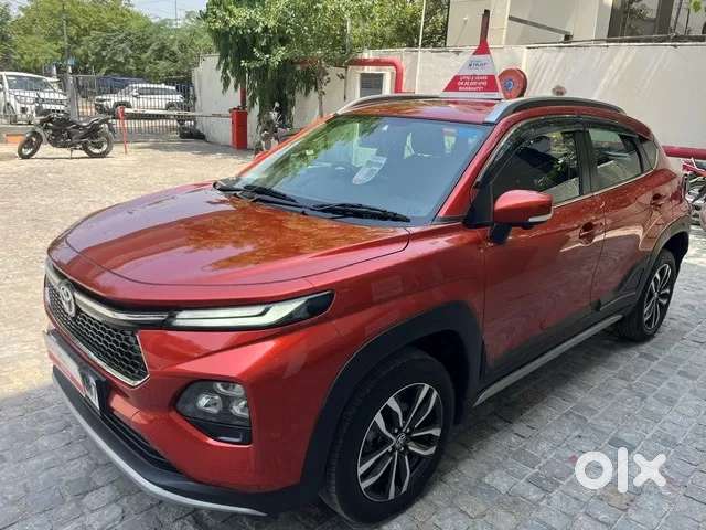 Toyota Urban Cruiser Taisor V 1.0 Petrol Mt, 2024, Petrol