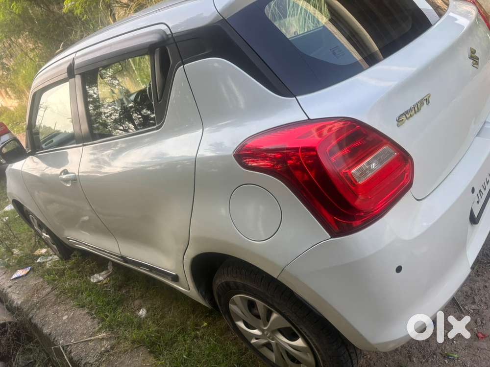 Maruti Suzuki Swift Petrol 2018 New Insurance New Tyres New Seat Cover