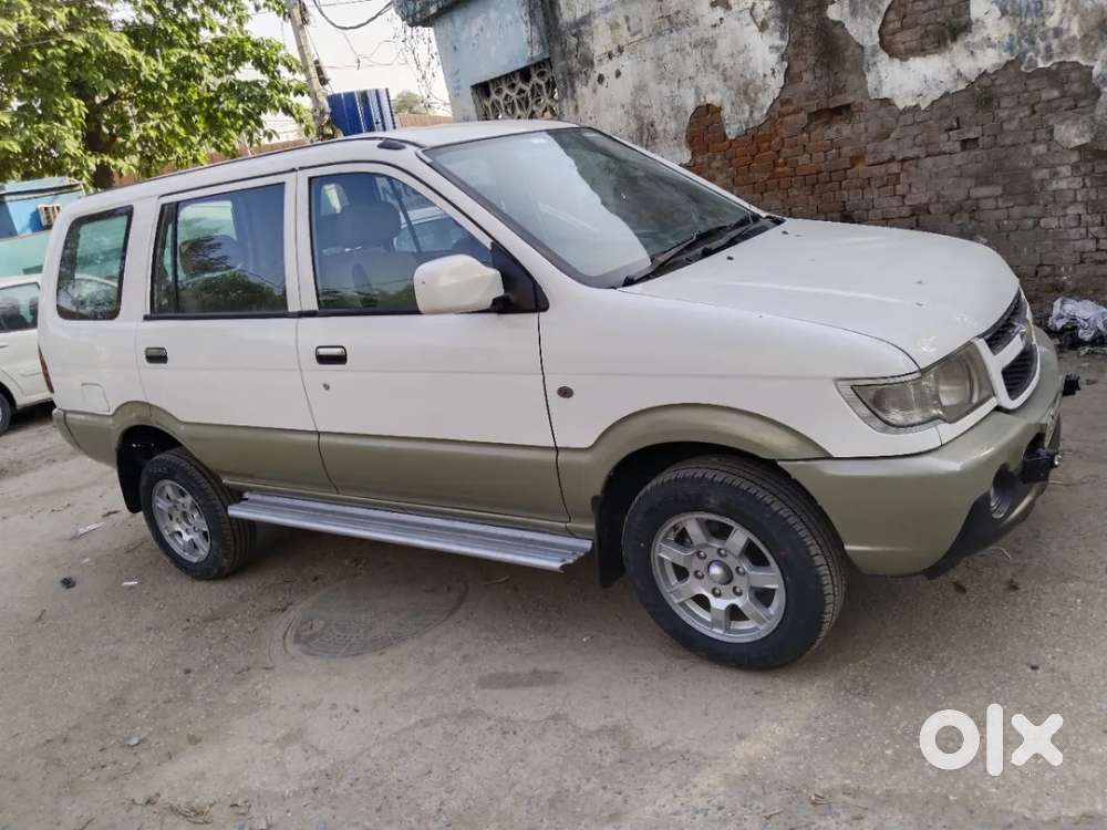 Chevrolet Tavera, 2015, Diesel