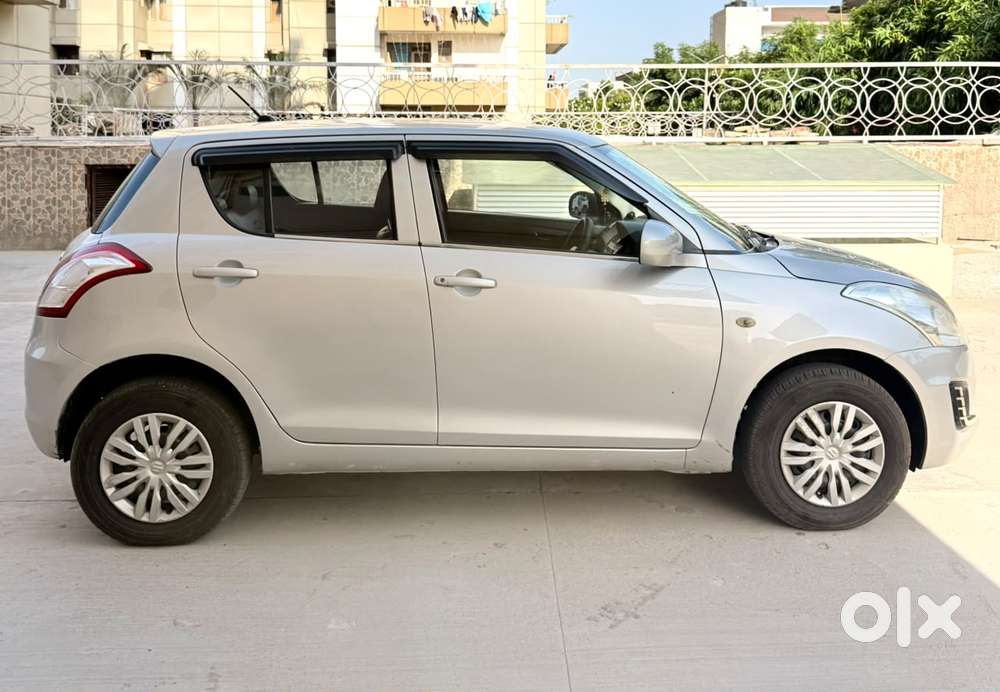 Maruti Suzuki Swift 1.2 Lxi (o), 2015, Petrol