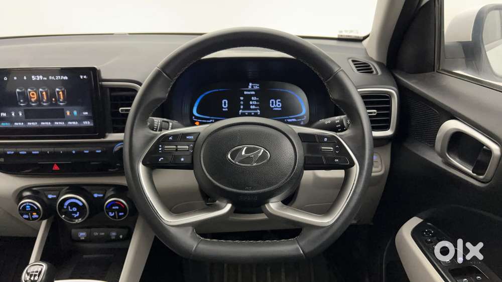 Hyundai Venue Sx, 2022, Petrol