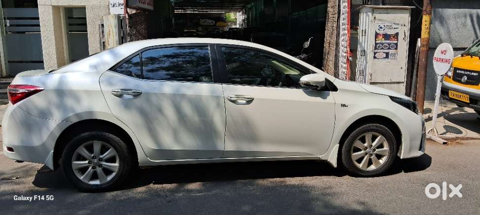 Toyota Corolla Altis 2013-2017 G Mt, 2015, Petrol