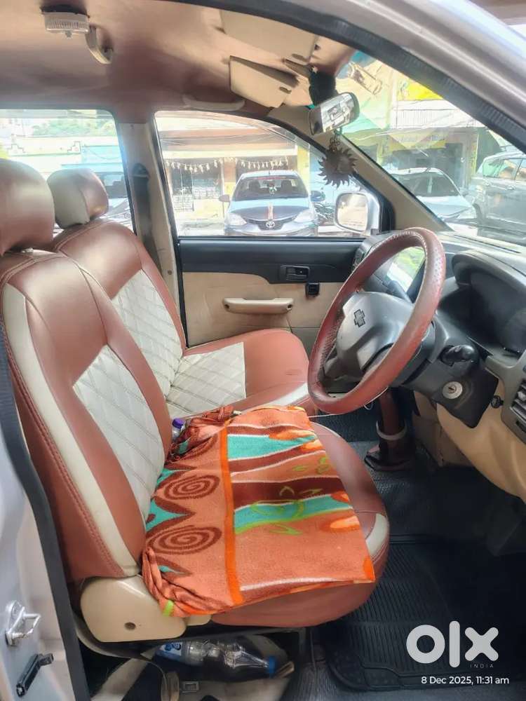 Chevrolet Tavera Neo 2014