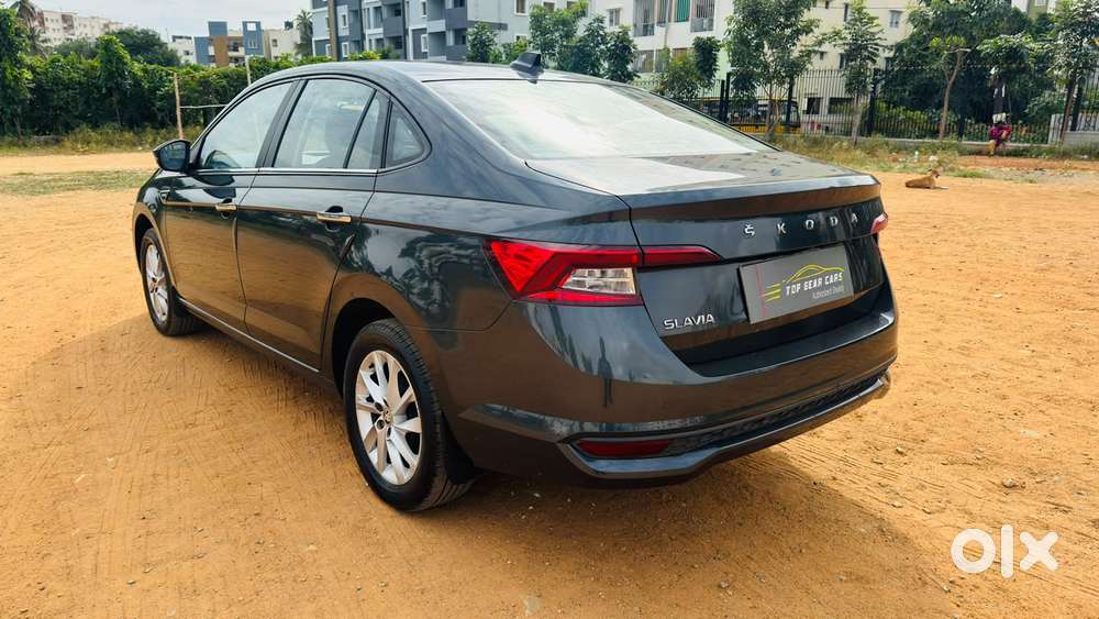 Skoda Slavia 1.0 Ambition Tsi, 2022, Petrol