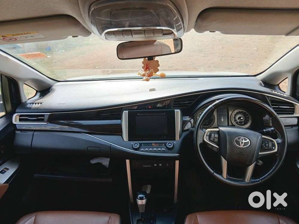 Toyota Innova Crysta 2.8z Automatic, 2018, Diesel