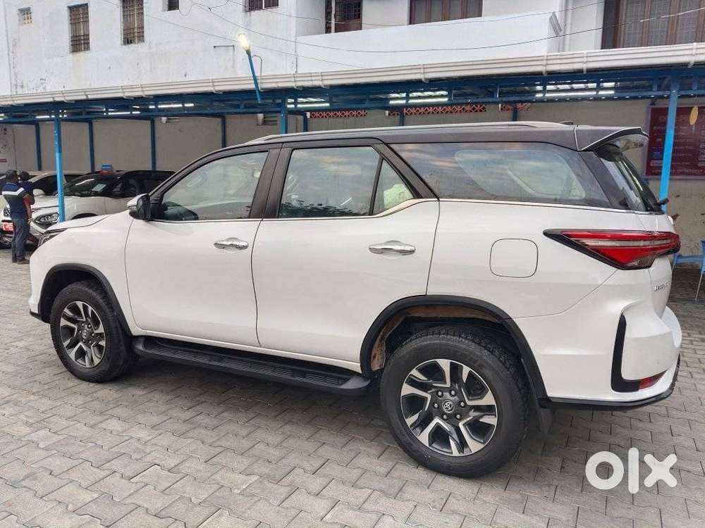 Toyota Fortuner Legender 4x2 At 2.8, 2023, Diesel