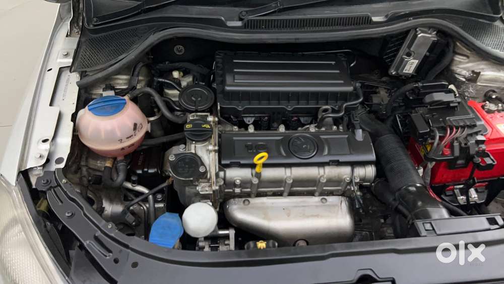Skoda Rapid [ ] 1.6 Style Plus Mpi At, 2016, Petrol
