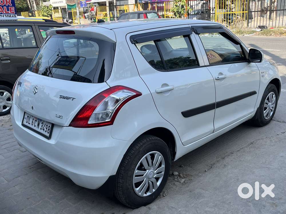 Maruti Suzuki Swift Lxi Option, 2014, Petrol