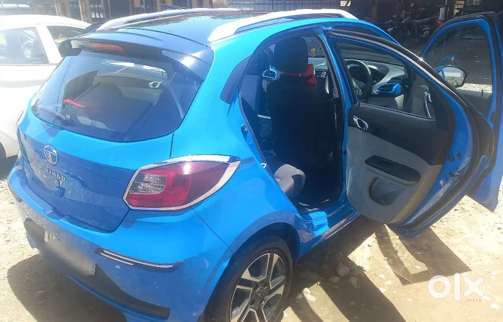 Less Kilometers Driven, Mint Condition, Full Option, Dual Tone,,