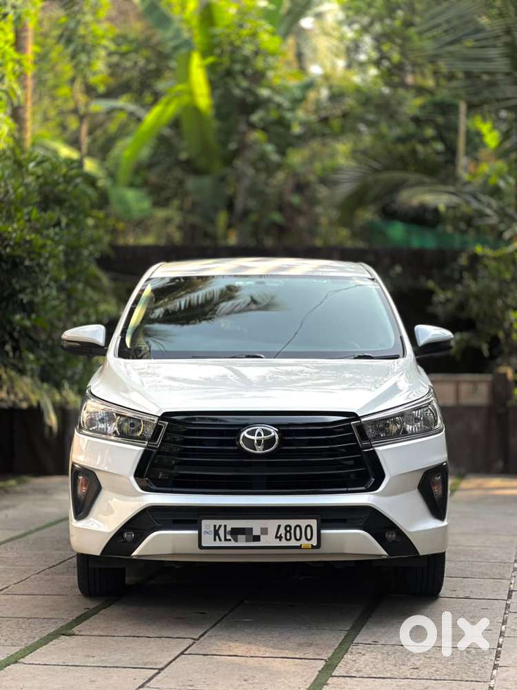 Toyota Innova Crysta [2020-ongoing] 2.4 Gx At 8 Str, 2022, Diesel