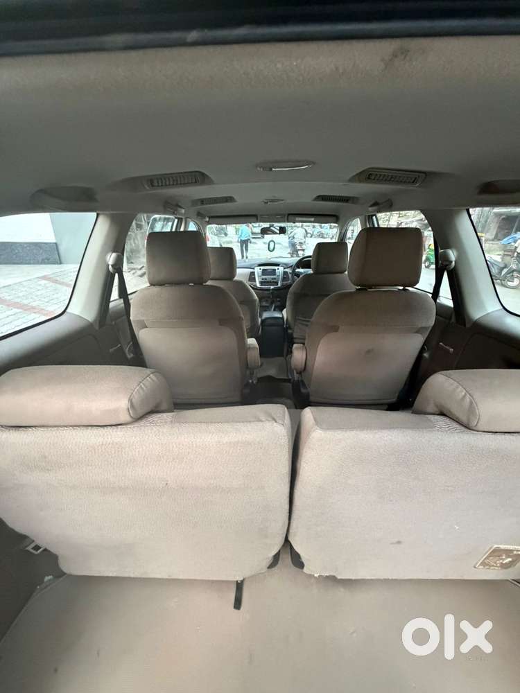 Toyota Innova 2.5 V 7 Str, 2015, Diesel