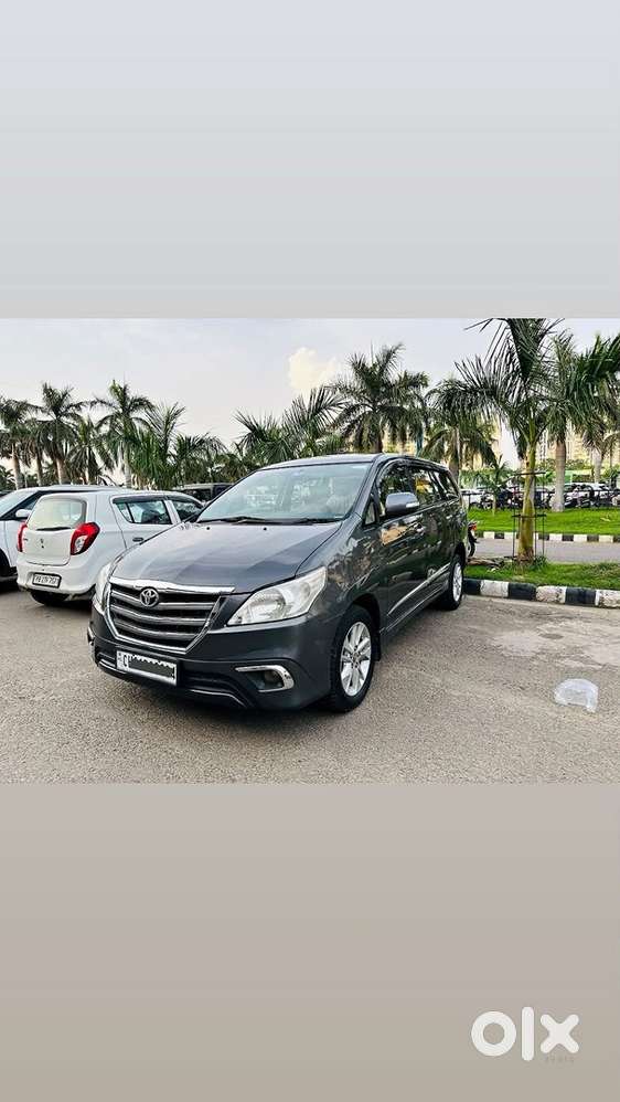 Toyota Innova 2.5 V 2015