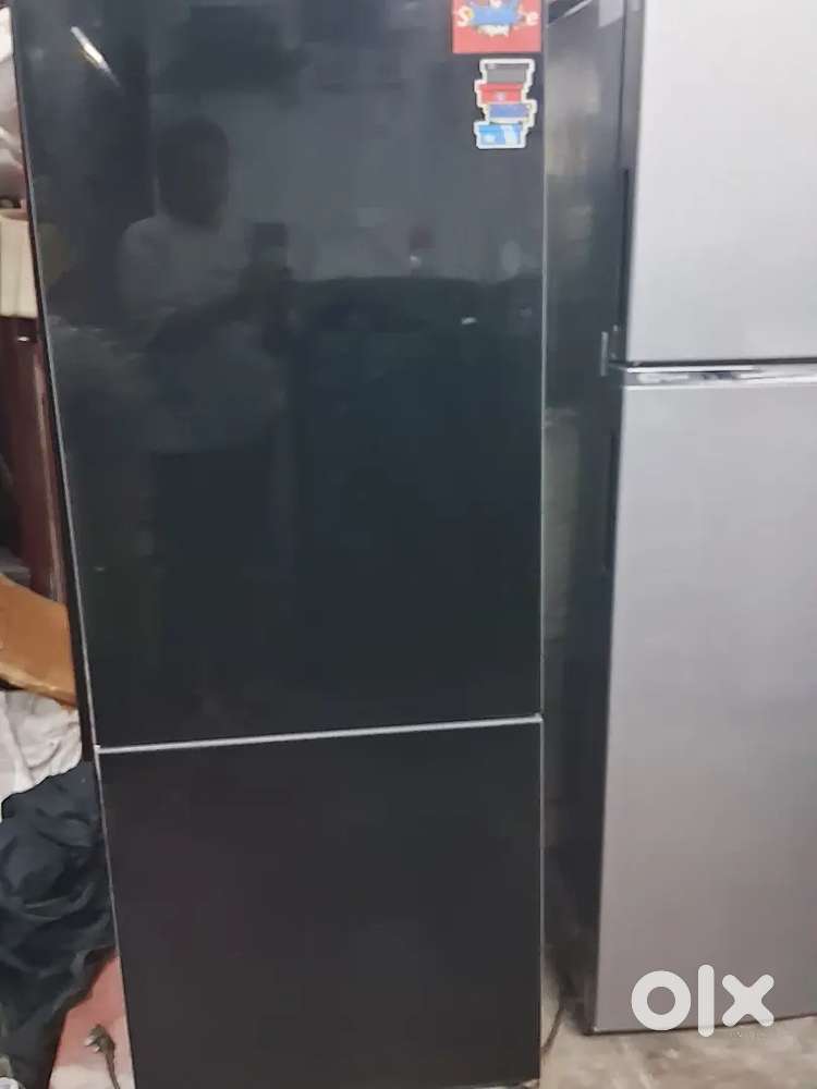 Double door fridge available Heir 345ltr