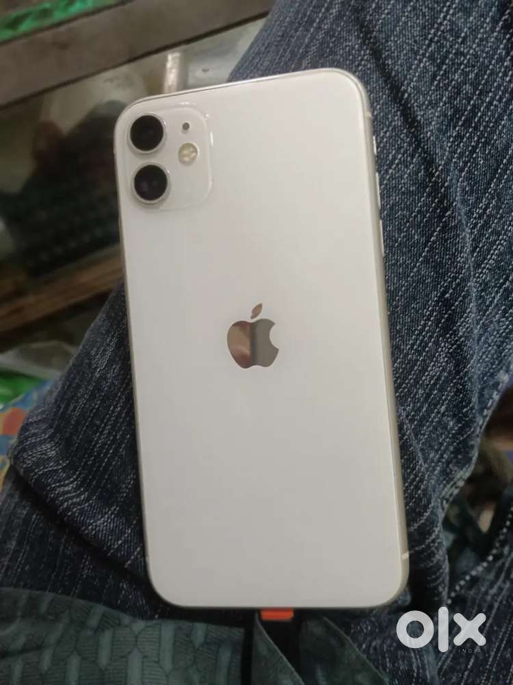 Iphone 11 brand new condition phone battery 74%  128gb internal