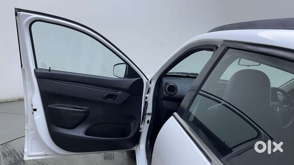Renault Kwid 1.0 Rxt Amt, 2023, Petrol