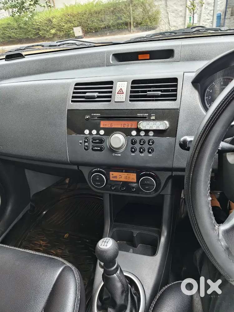 Maruti Suzuki Swift 2011 Petrol Manual