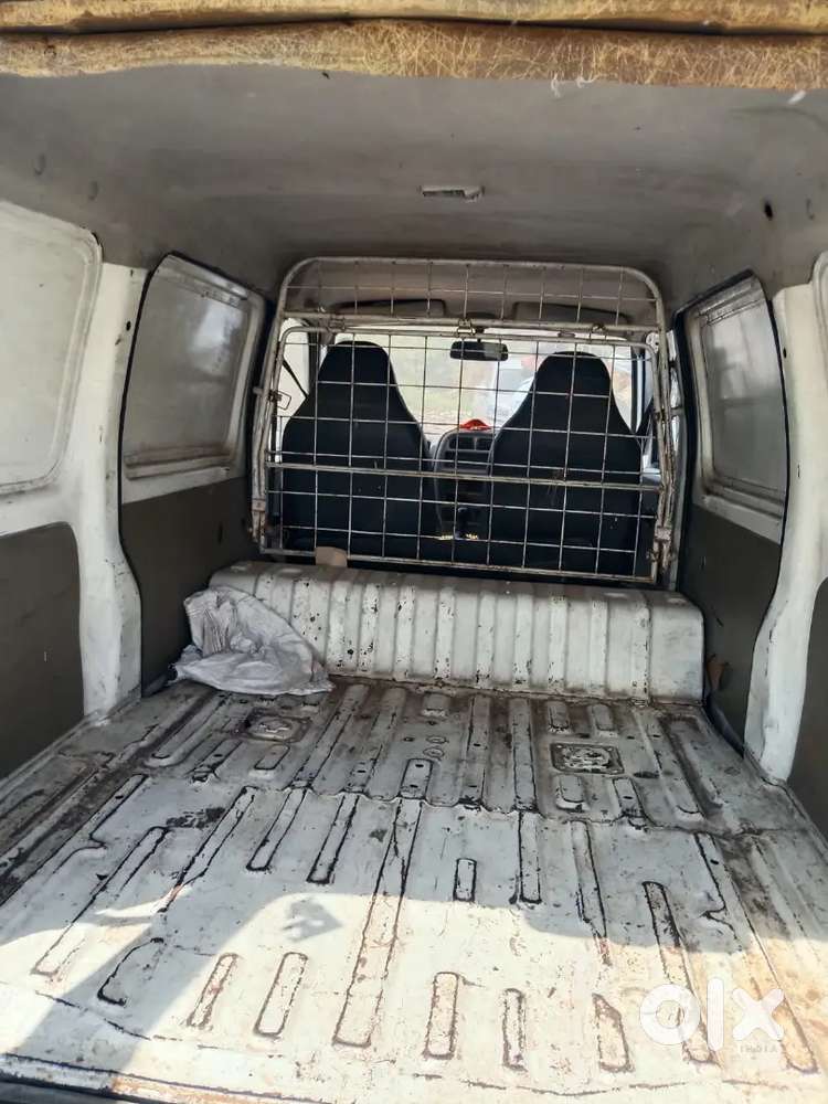 Maruti Suzuki Eeco 2011