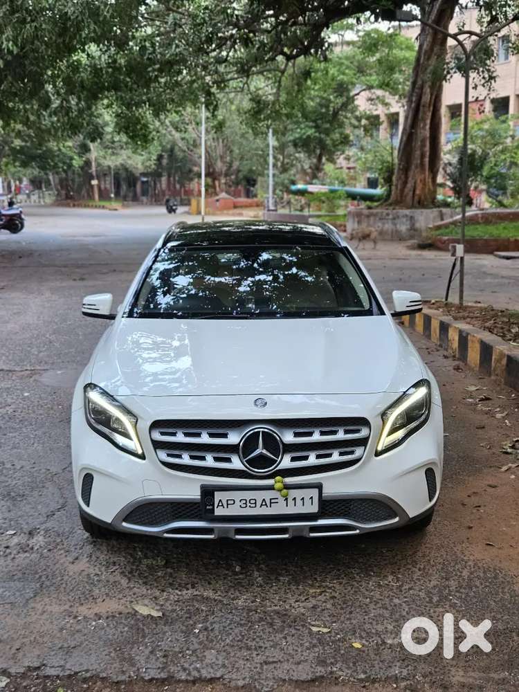 2018 Mercedes-benz Gla 200d  38,000 Km  Showroom Maintained