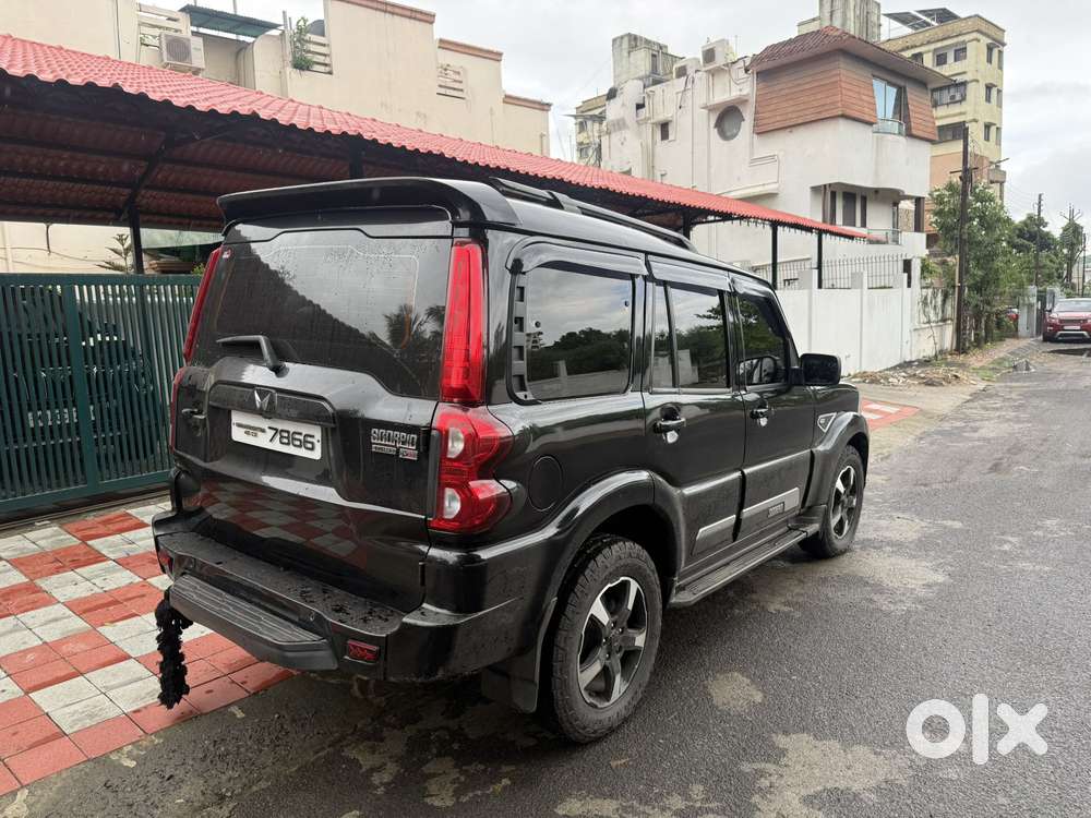 Mahindra Scorpio Classic 2.2 S 11 Mt 7 Str, 2024, Diesel