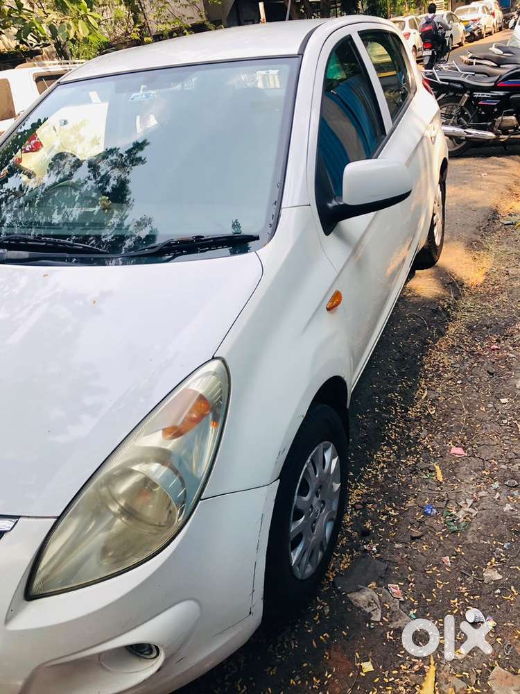 Hyundai I20 Magna Petrol 2011