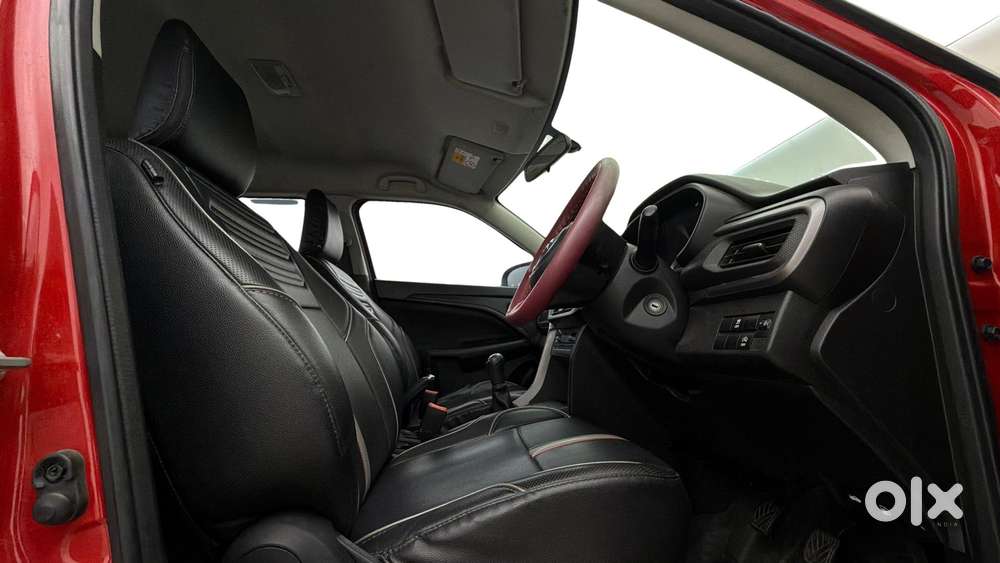 Maruti Suzuki Vitara Brezza 1.5 Vxi At, 2022, Petrol
