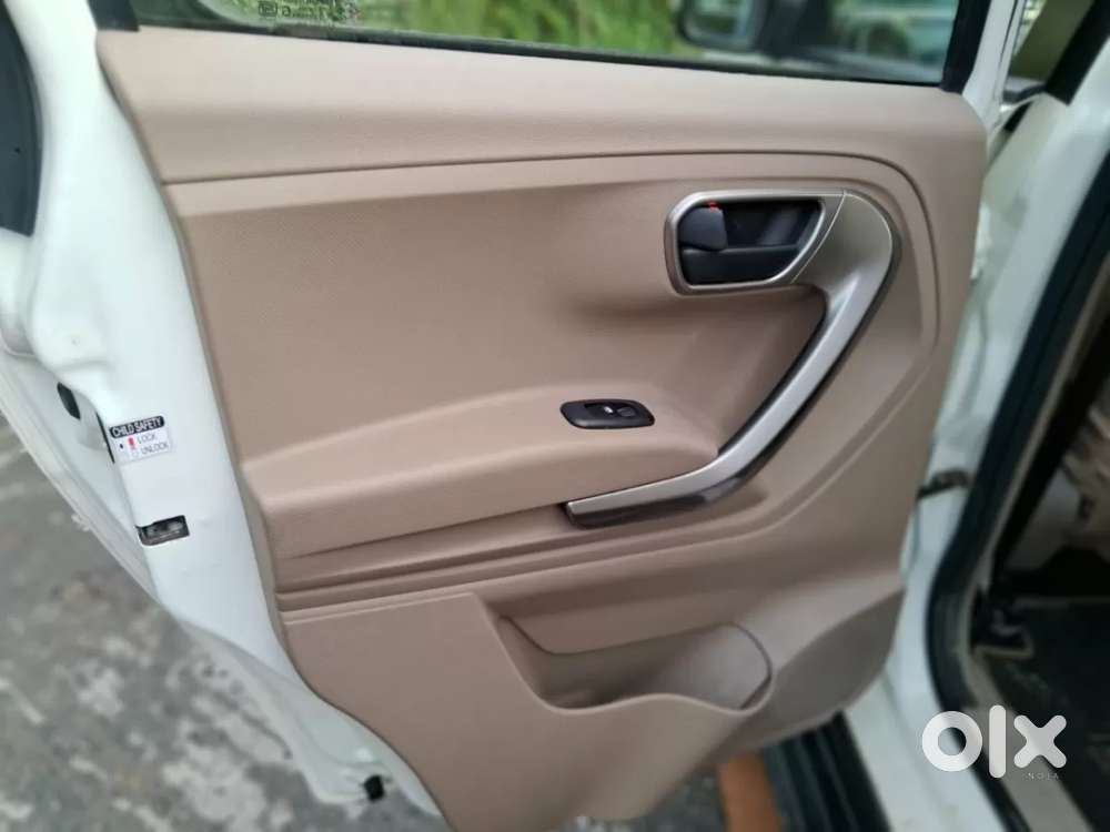 Mahindra Bolero Neo N10 (r), 2023, Diesel