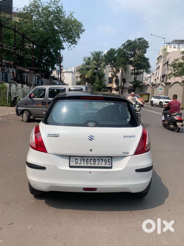 Maruti Suzuki Swift 1.2 Vxi (o), 2017, Cng & Hybrids
