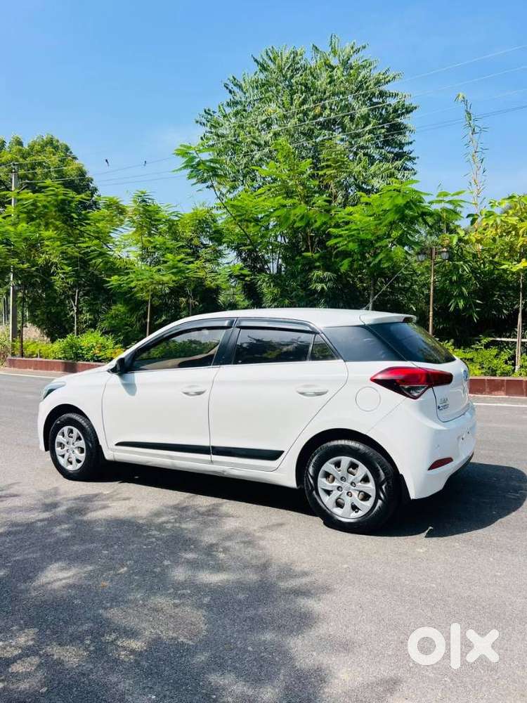Hyundai Elite I20 Sportz (o) 1.2, 2016, Cng & Hybrids
