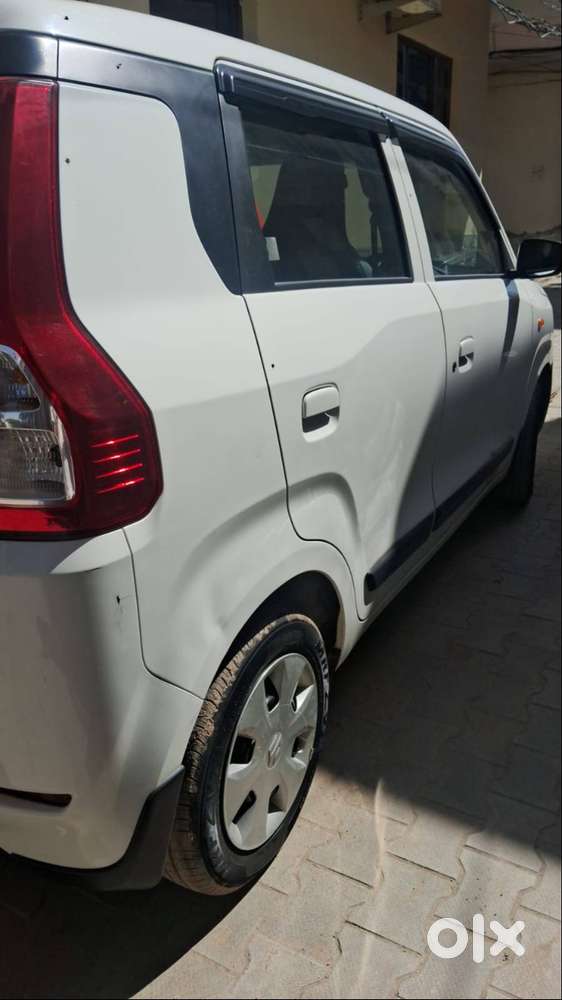 Maruti Suzuki Wagon R, Petrol & Cng