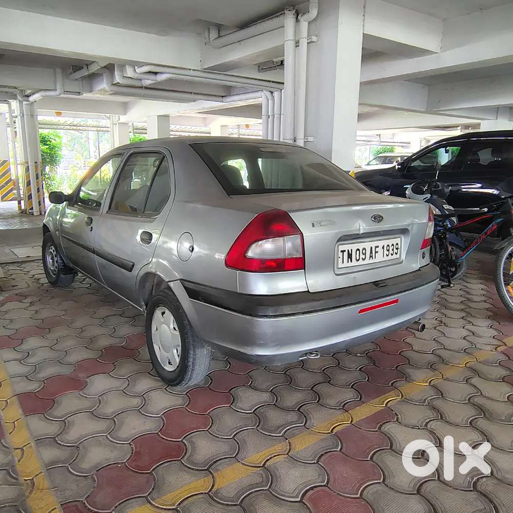Ford Ikon 2004 Petrol