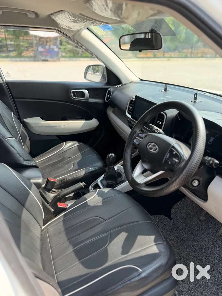 Hyundai Venue S 1.2 Petrol, 2024, Petrol