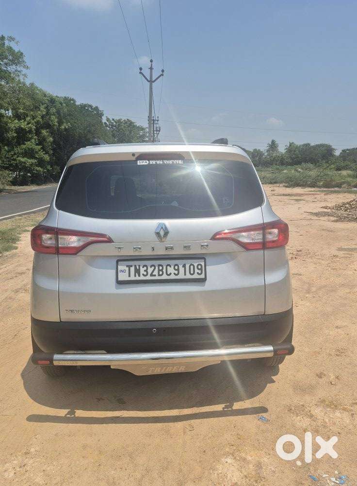 Renault Triber Rxt, 2022, Petrol