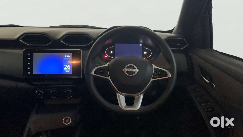 Nissan Magnite Kuro Edition Petrol Amt, 2025, Petrol