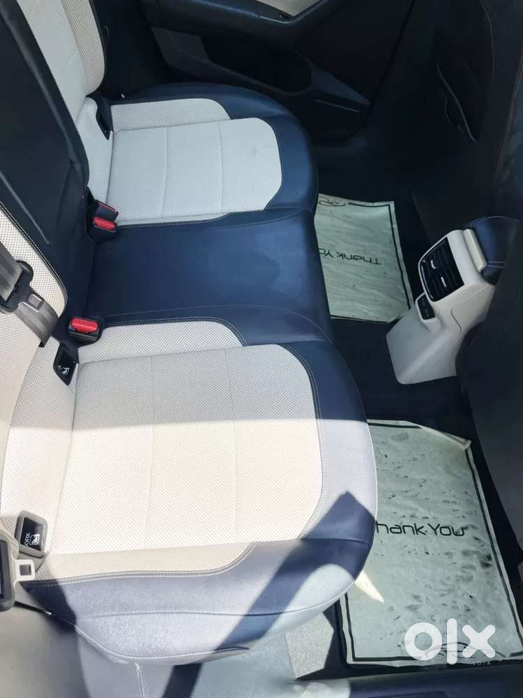Skoda Slavia Style 1.0l Tsi At, 2024, Petrol