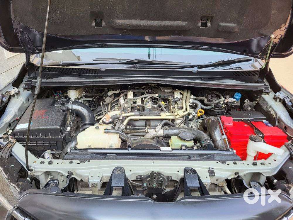 Toyota Innova Crysta [2020-ongoing] 2.4 Gx 8 Str, 2022, Diesel