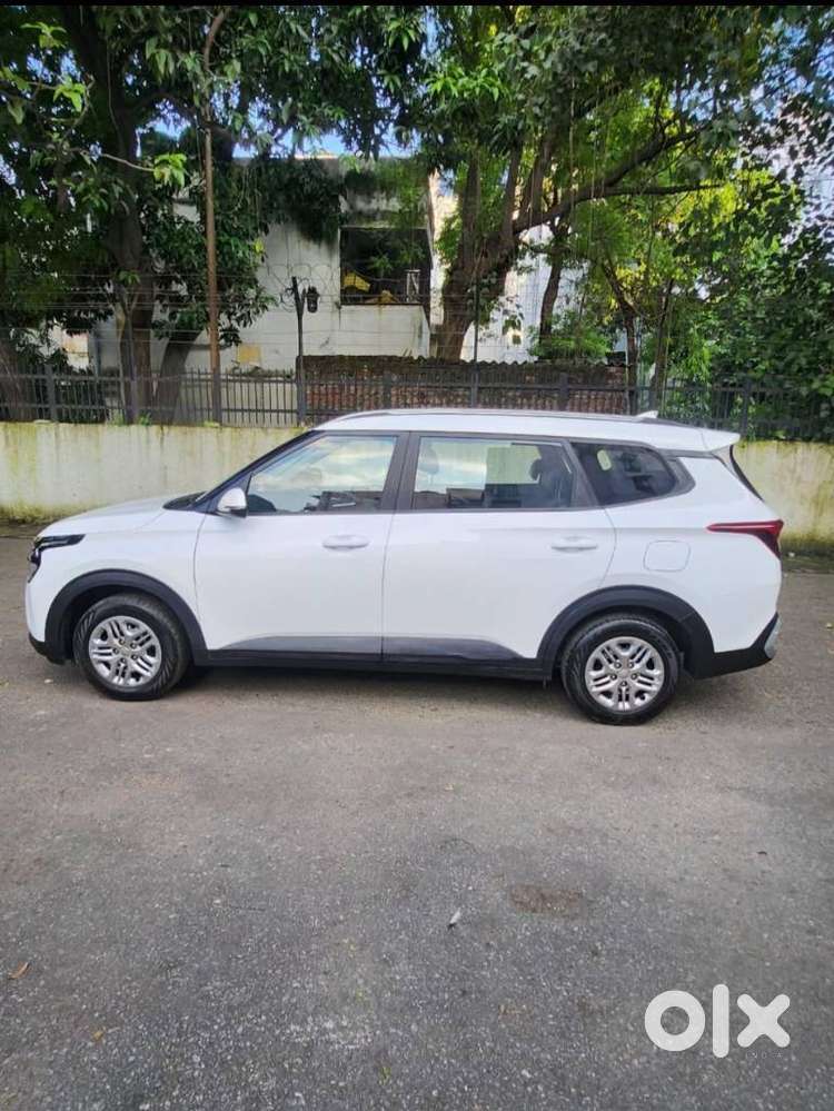 Kia Carens 1.4 Prestige 7 Str, 2023, Petrol