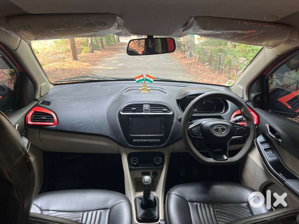 Tata Tiago 1.05 Revotorq Xz Plus Dualtone, 2023, Petrol
